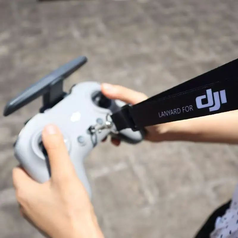 حزام رقبة مع غطاء حماية مقاوم  - مراجعة Drone Neck Strap وسعره